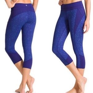 Athleta Women's Purple Capris Workout Athletic Pants Leggings Size S